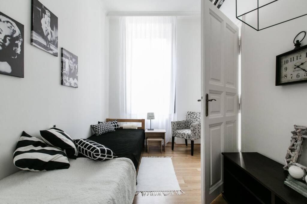 Your Gorgeous And Spacious Dream Home Free Parking Budapest Exterior foto